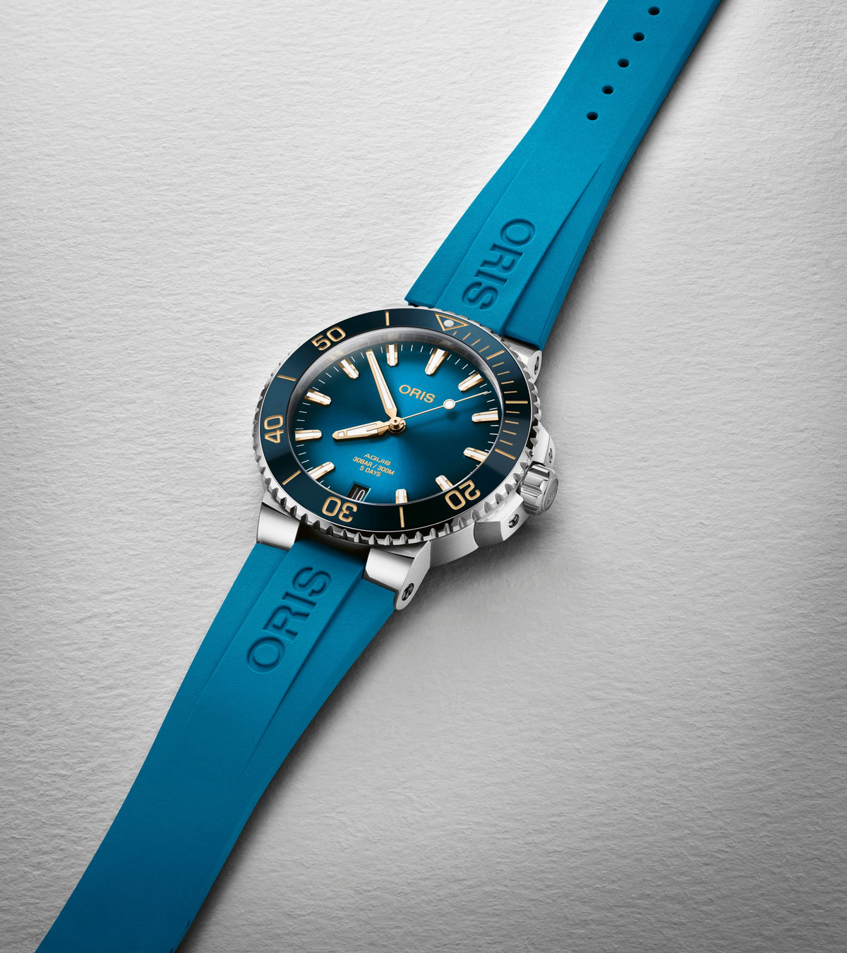 Oris Aquis Date Calibre 400 - 3