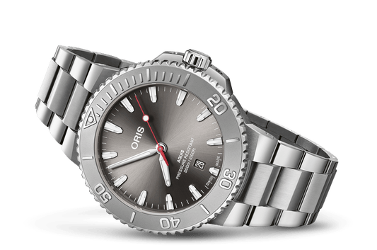 Oris Aquis Date Relief