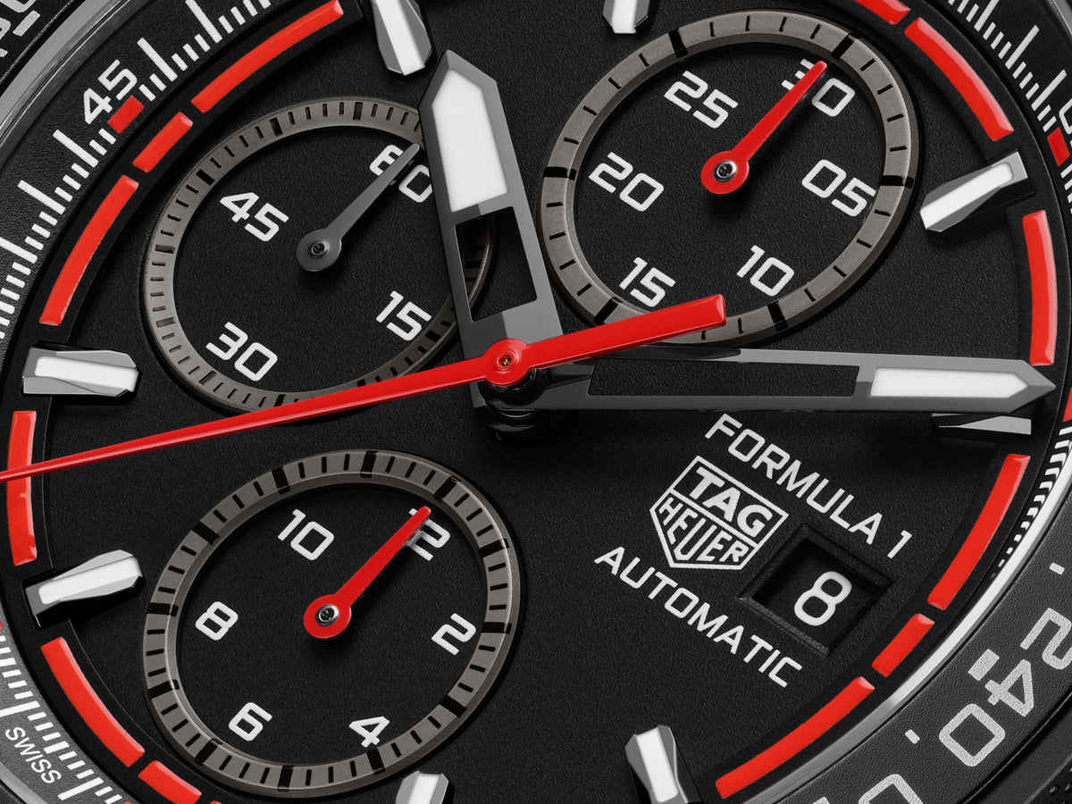 טיטניום מותז חול / לוח שחורה ואדומה