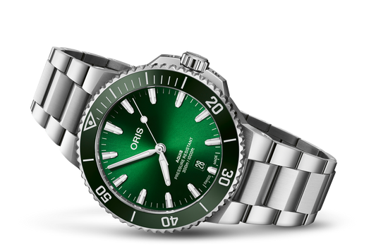 Oris Aquis Date