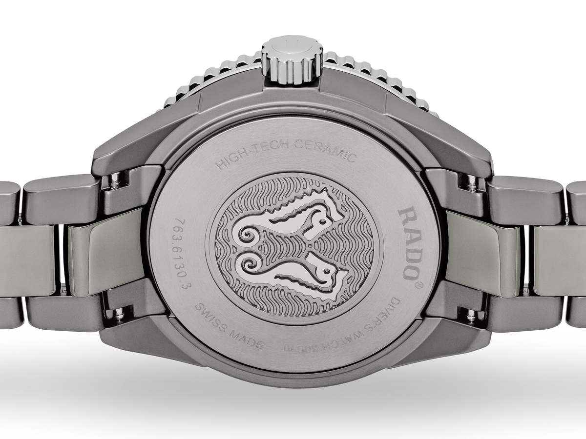 Rado Captain Cook High-Tech Ceramic Diver - 5
