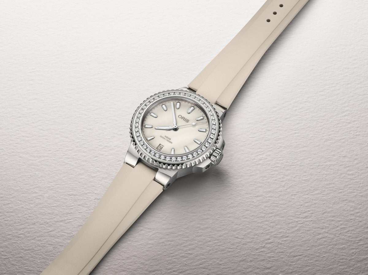 Oris Aquis Date Diamonds - 4